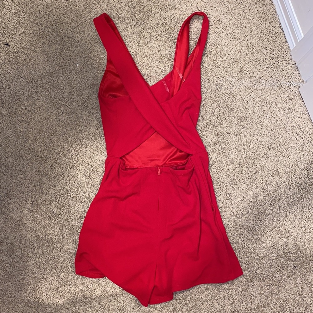 Small red romper - Picture 2 of 4